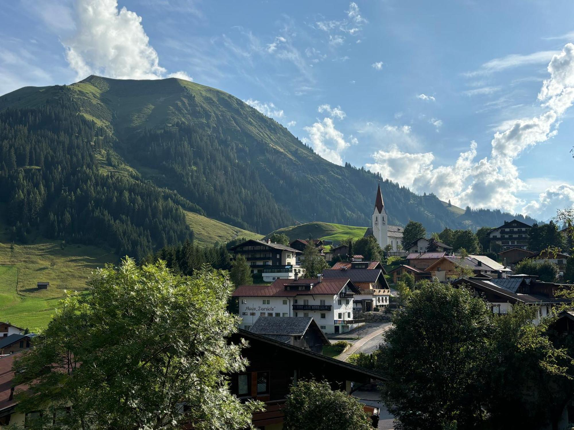 Berwang Chalets - Enzian Exteriör bild